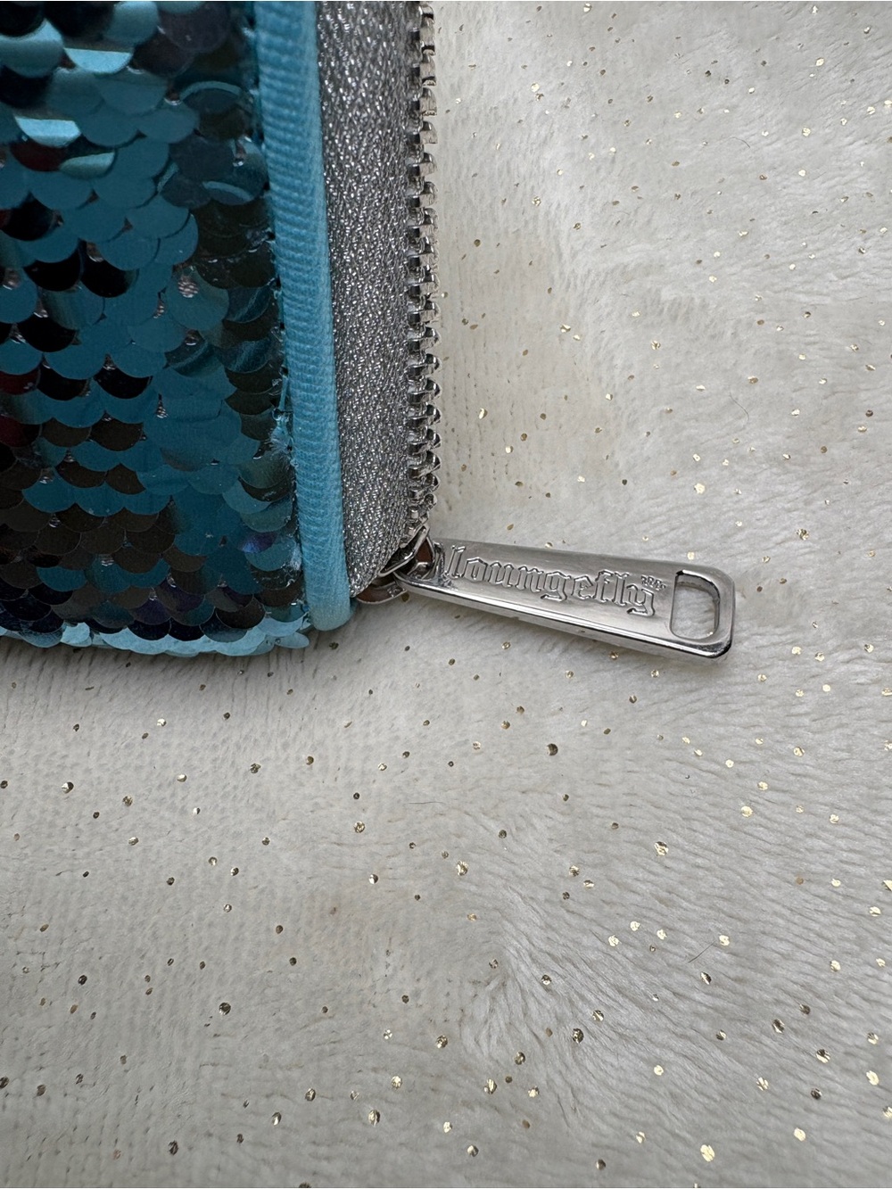 Disney x Loungefly Frozen Elsa Blue Sequin Wallet - Picture 8 of 8